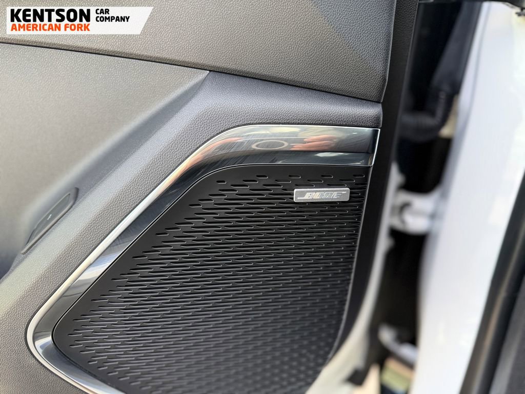 Used 2025 Chevrolet Traverse RS w/ LPO, Floor Liner Package image 25