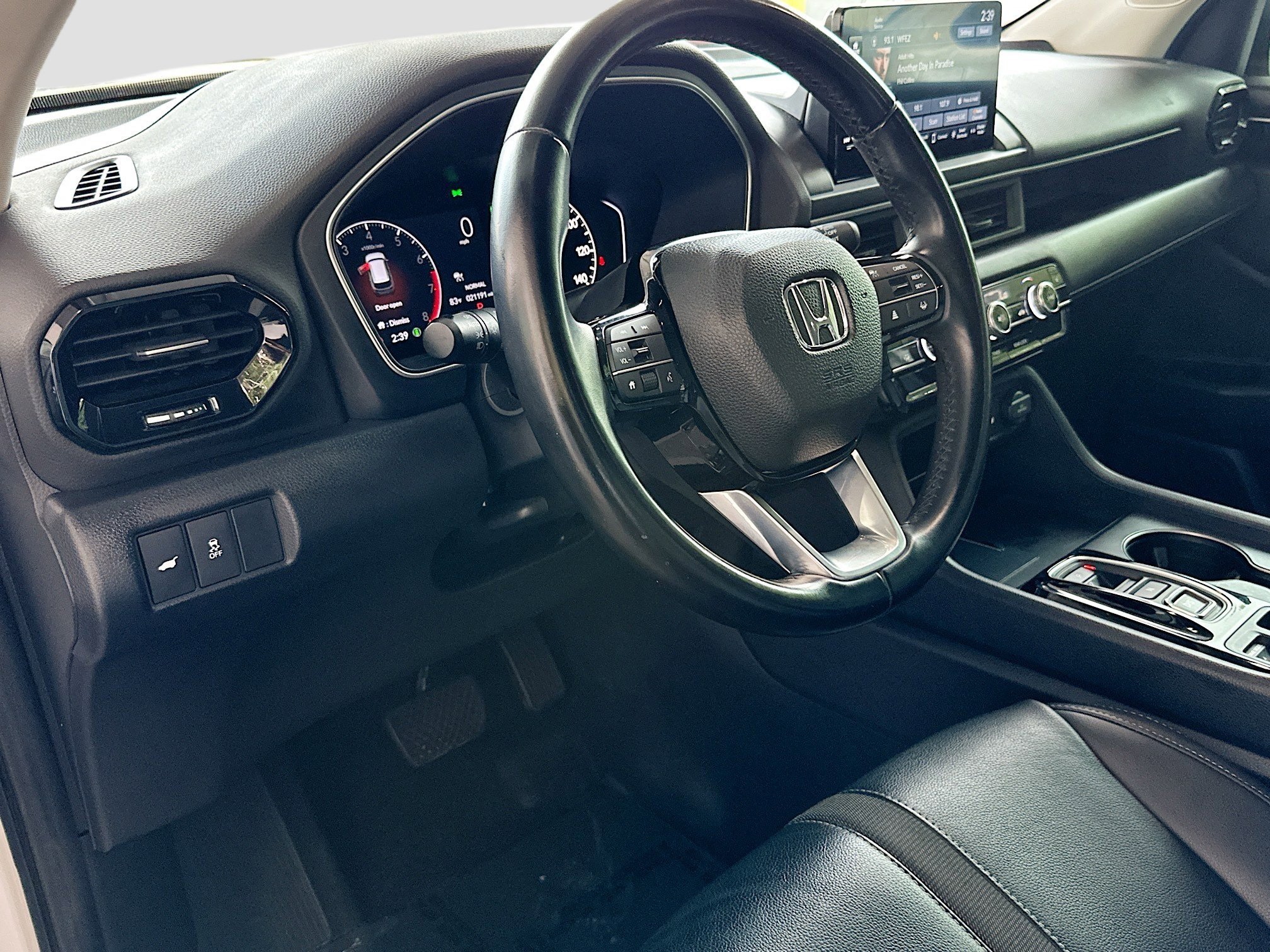 Used 2023 Honda Pilot EX-L image 9