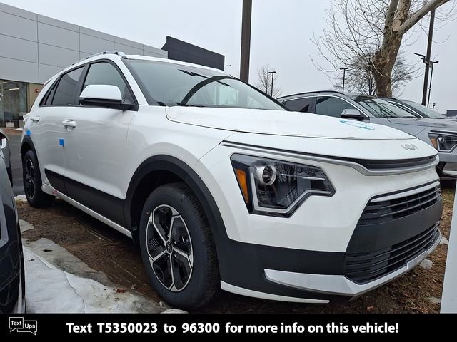 New 2026 Kia Niro LX image 1