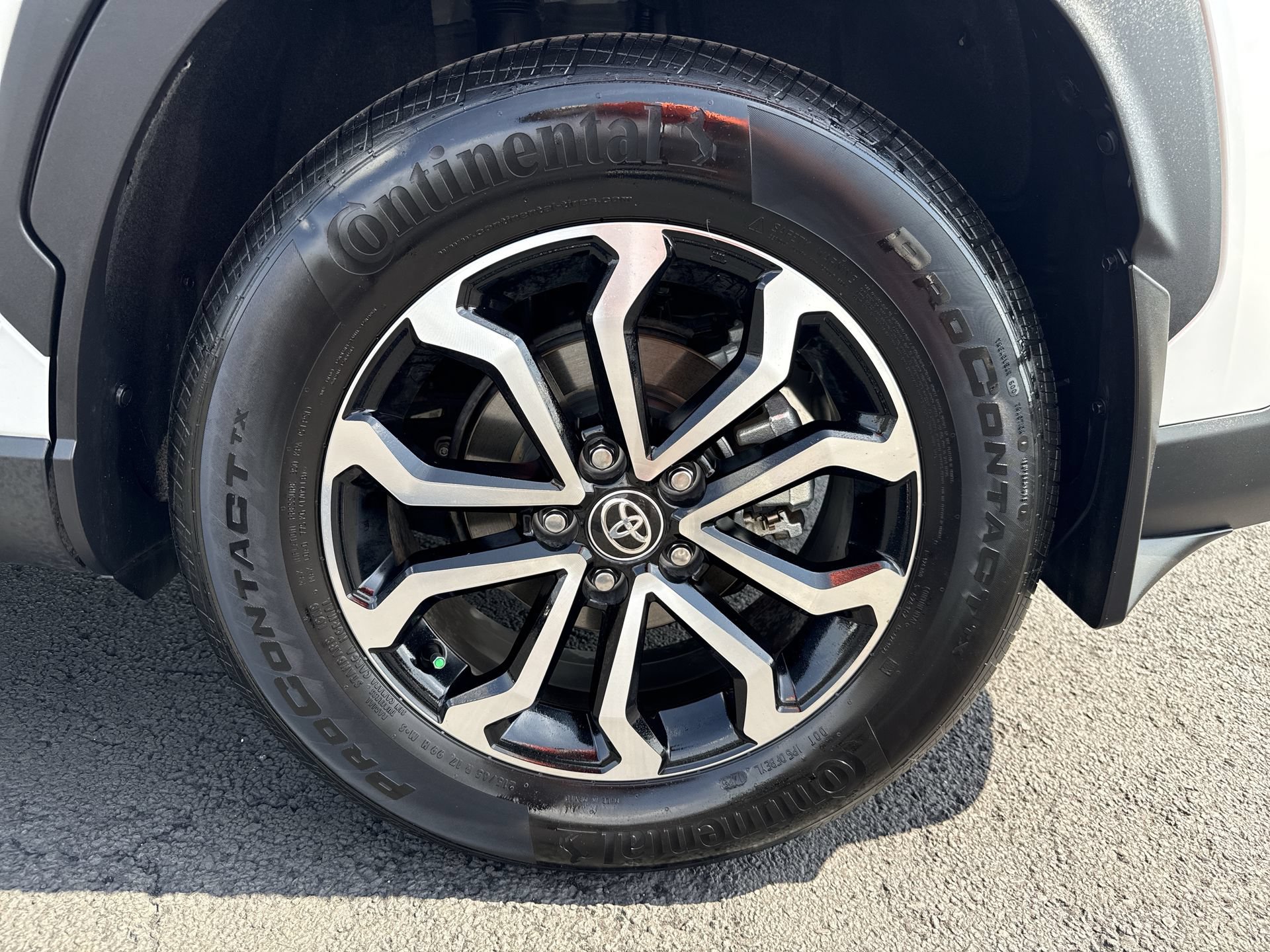 Certified 2025 Toyota Corolla Cross AWD Hybrid image 18