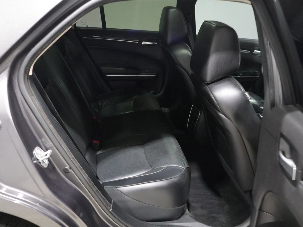 Used 2016 Chrysler 300 C AWD/4WD image 19