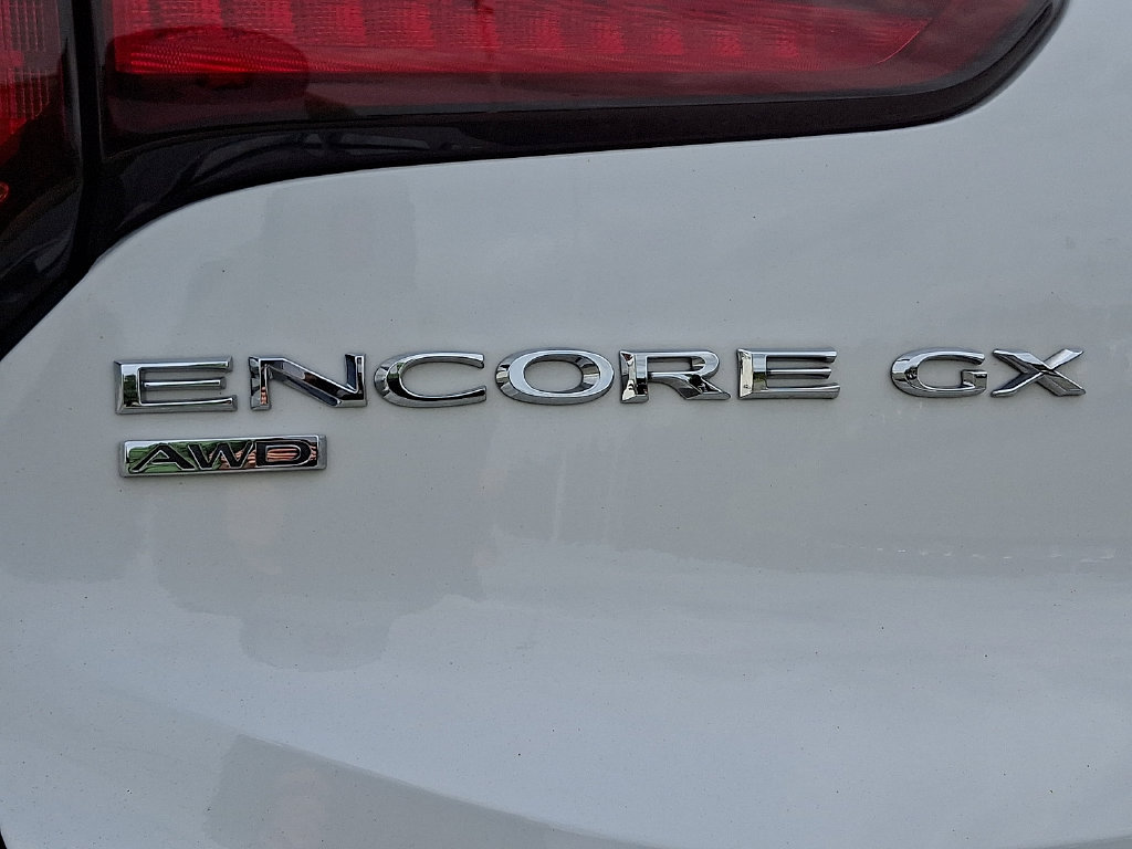 Used 2023 Buick Encore GX Essence w/ Advanced Technology Package AWD/4WD image 31