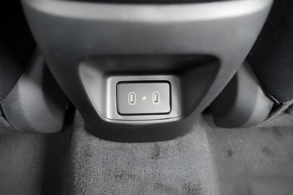 New 2026 Hyundai Elantra SEL Sport FWD image 16