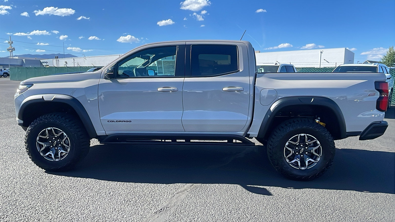 New 2026 Chevrolet Colorado ZR2 w/ Technology Package AWD/4WD image 8