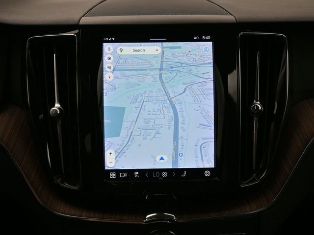 Used 2023 Volvo XC60 B5 Plus w/ Protection Package Premier image 14