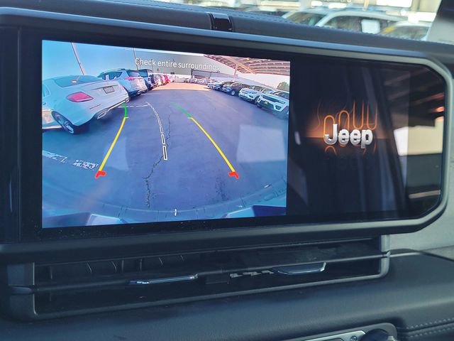 Certified 2024 Jeep Wrangler Sahara image 10