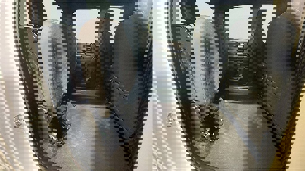 Used 2020 Chevrolet Silverado 1500 LT w/ All-Star Edition image 18