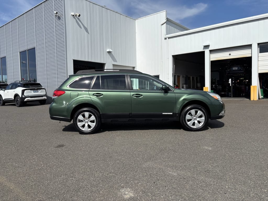 Used 2012 Subaru Outback 2.5i Premium AWD/4WD image 8