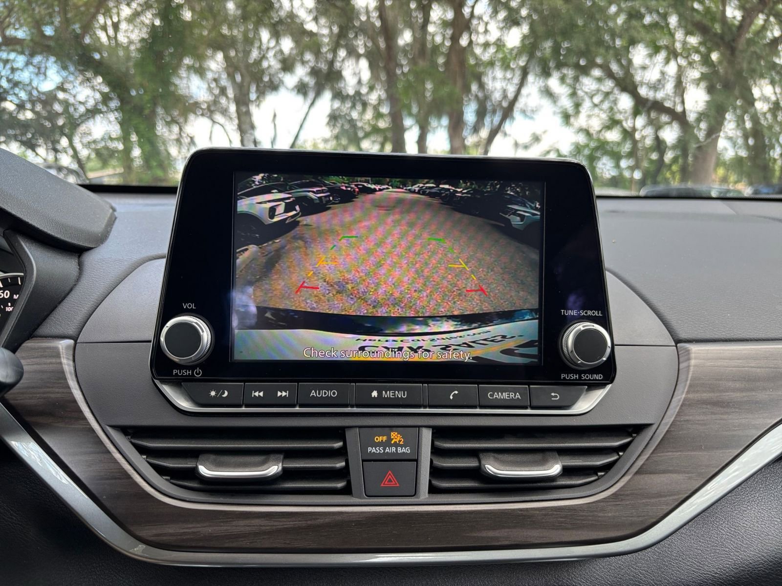Used 2025 Nissan Altima 2.5 SV FWD image 23