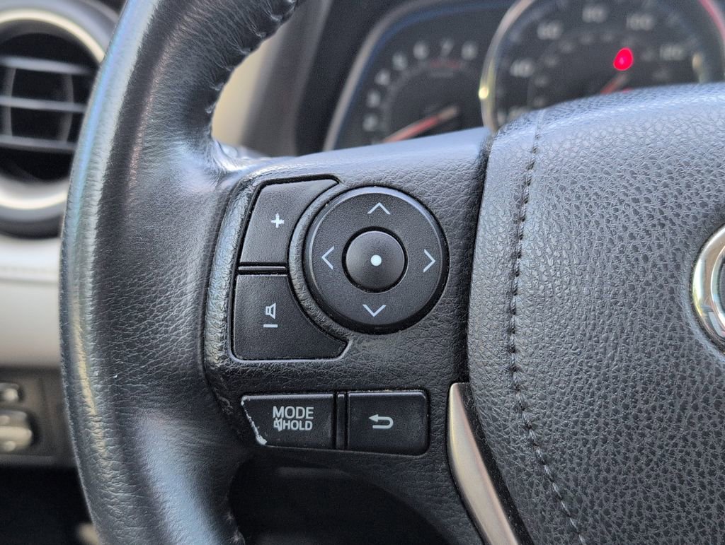 Used 2014 Toyota RAV4 Limited FWD image 13