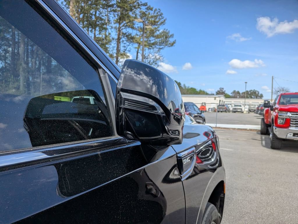 Certified 2024 GMC Yukon Denali Ultimate image 12