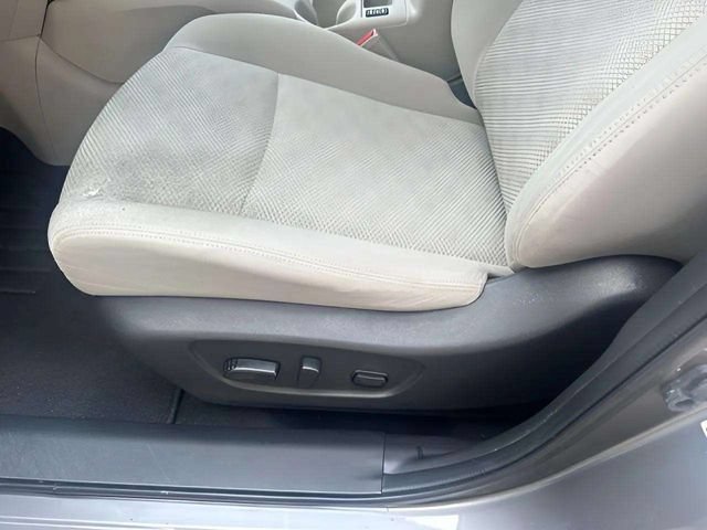 Used 2020 Nissan Rogue Sport SV w/ All-Weather Package FWD image 6
