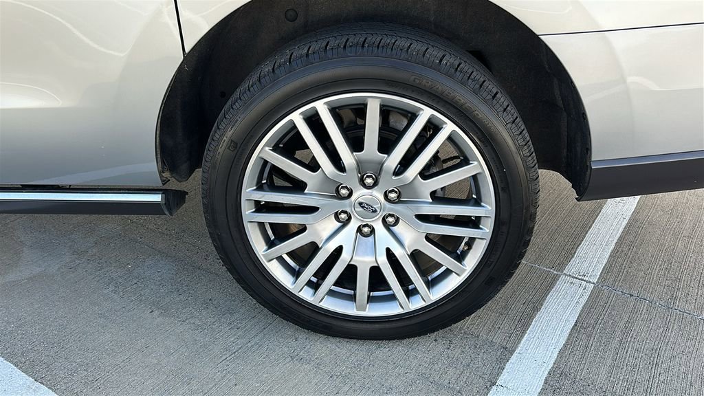 Used 2024 Ford Expedition Max Limited image 19
