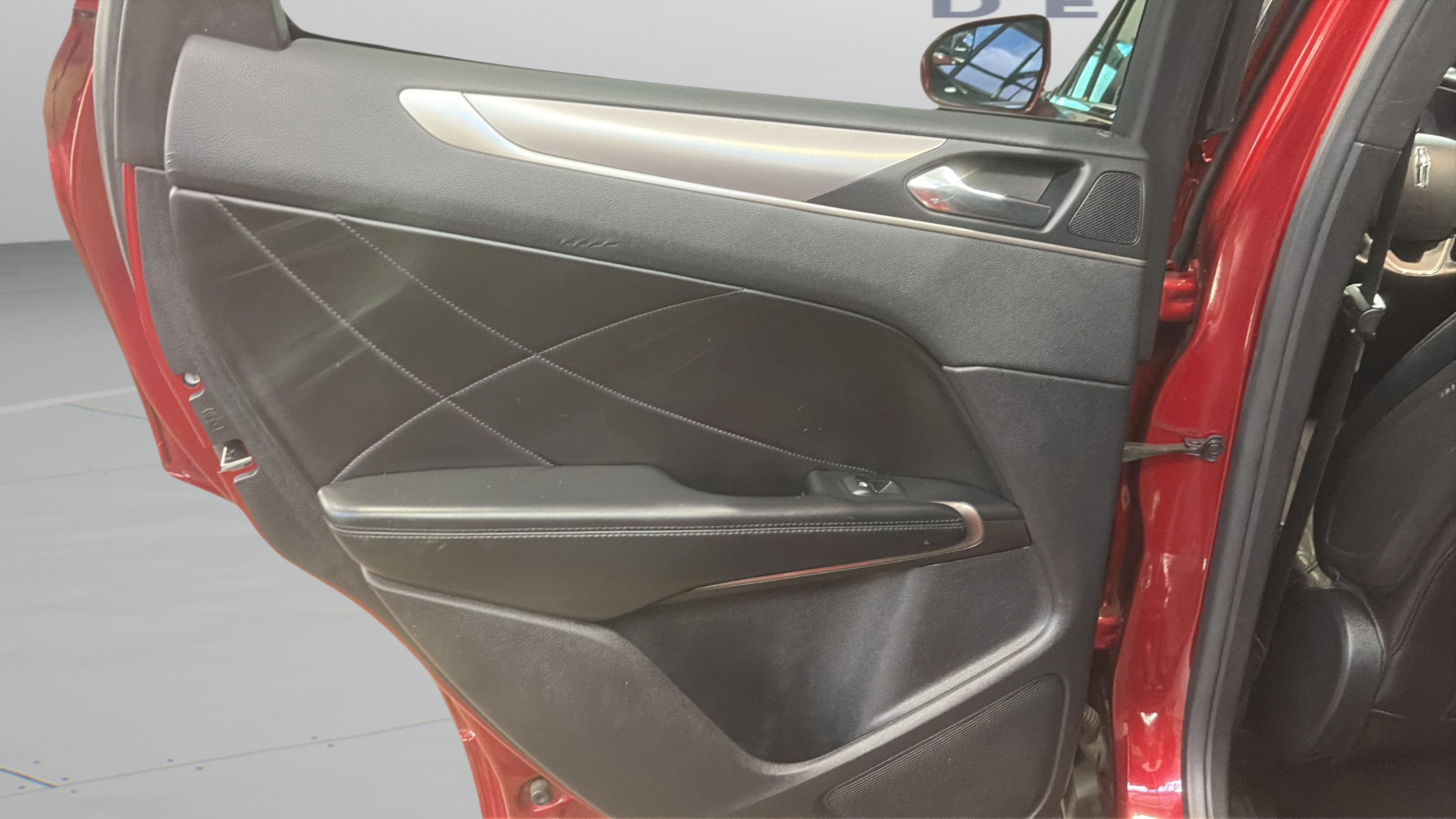 Used 2016 Lincoln MKC Premiere FWD image 25