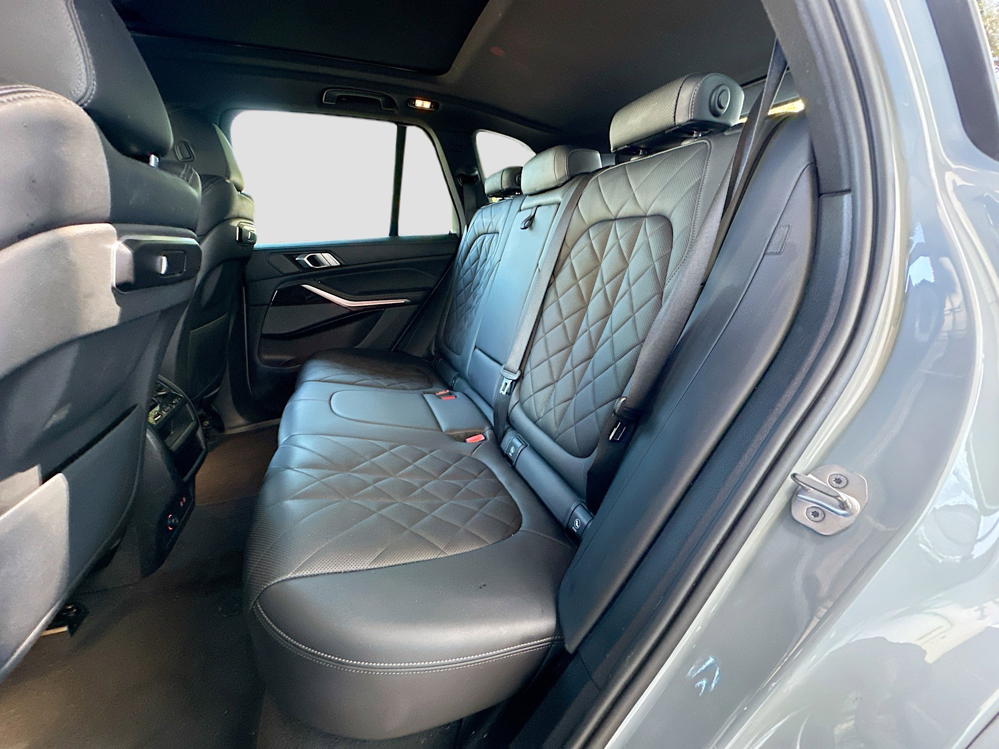 Certified 2024 BMW X5 xDrive40i w/ M Sport Package image 25