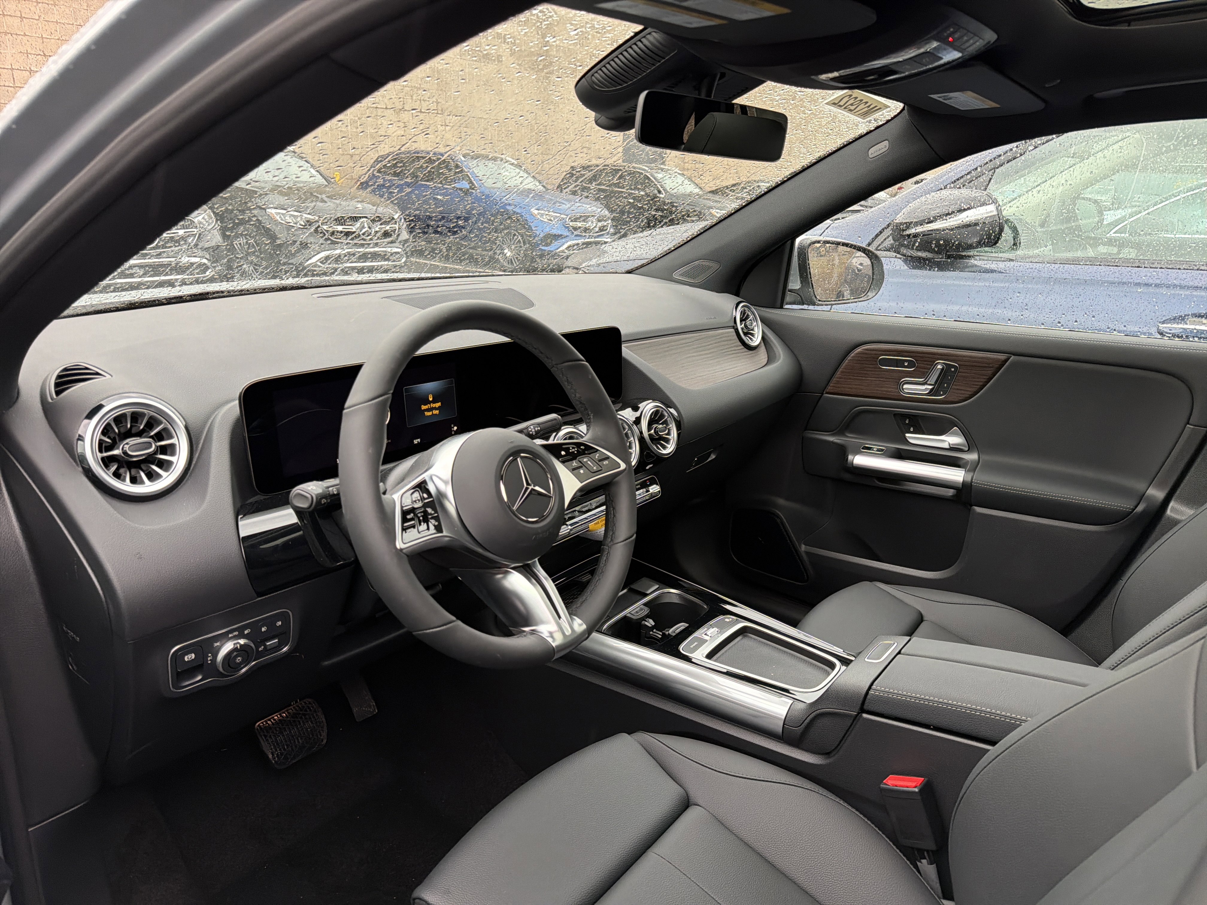 New 2026 Mercedes-Benz GLA 250 4MATIC image 9