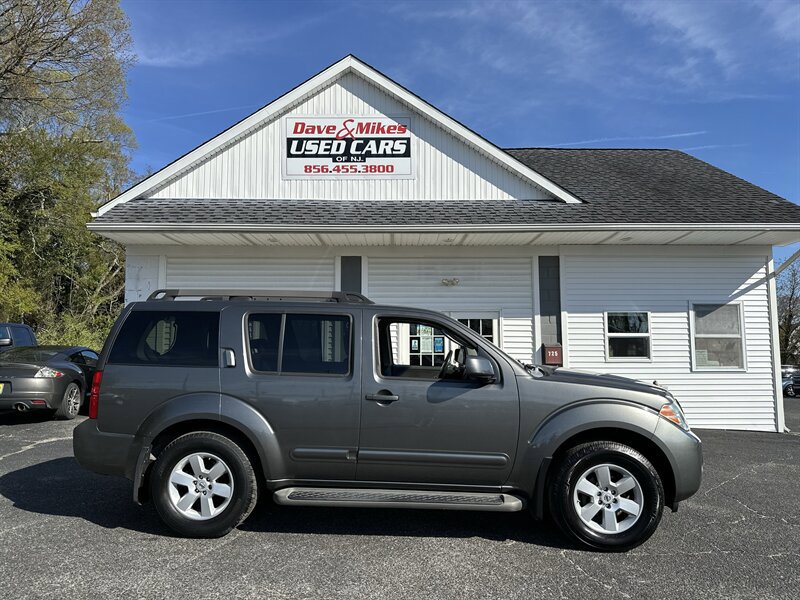 Used 2008 Nissan Pathfinder SE AWD/4WD image 9