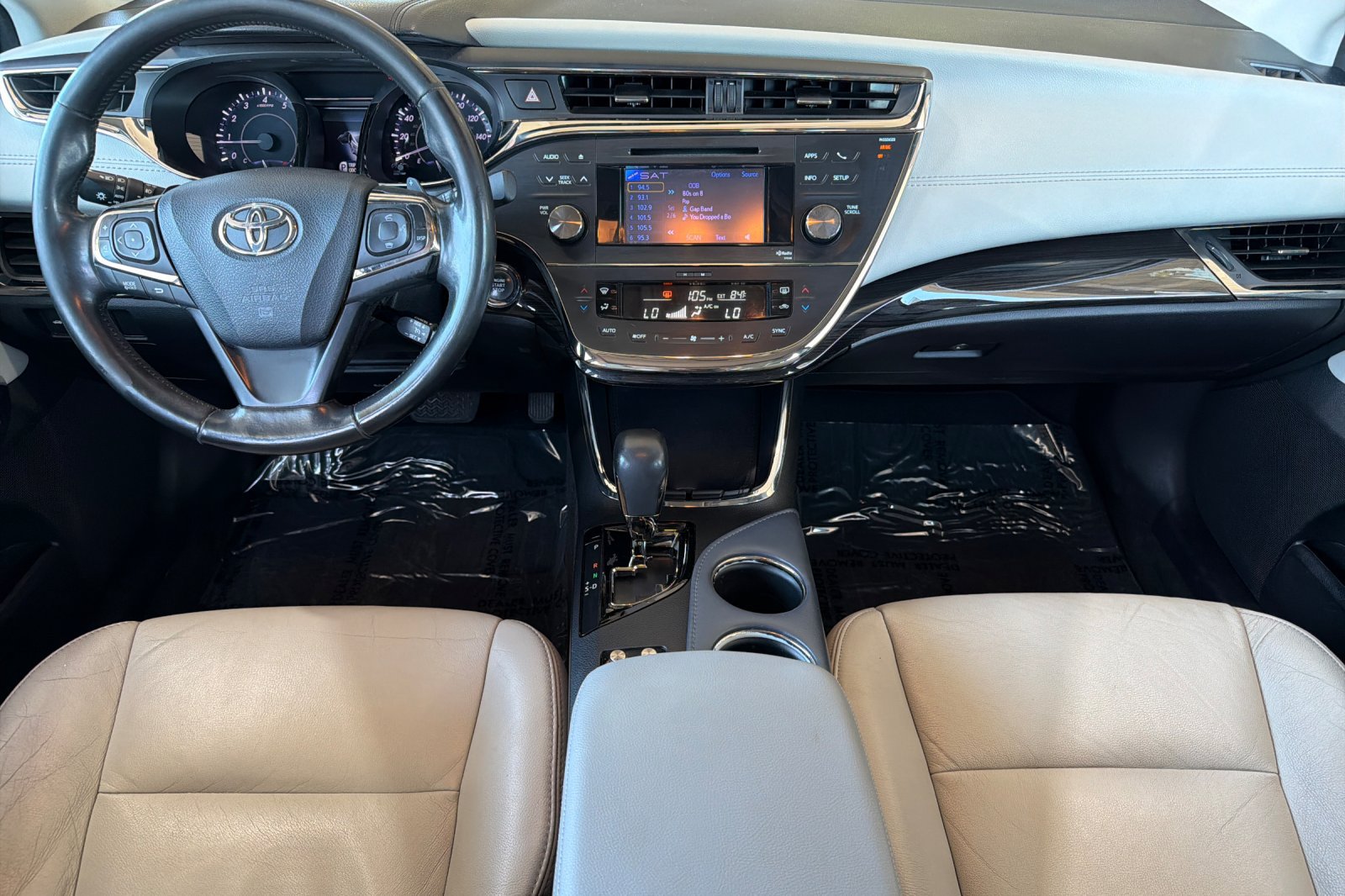 Used 2013 Toyota Avalon XLE Touring FWD image 11