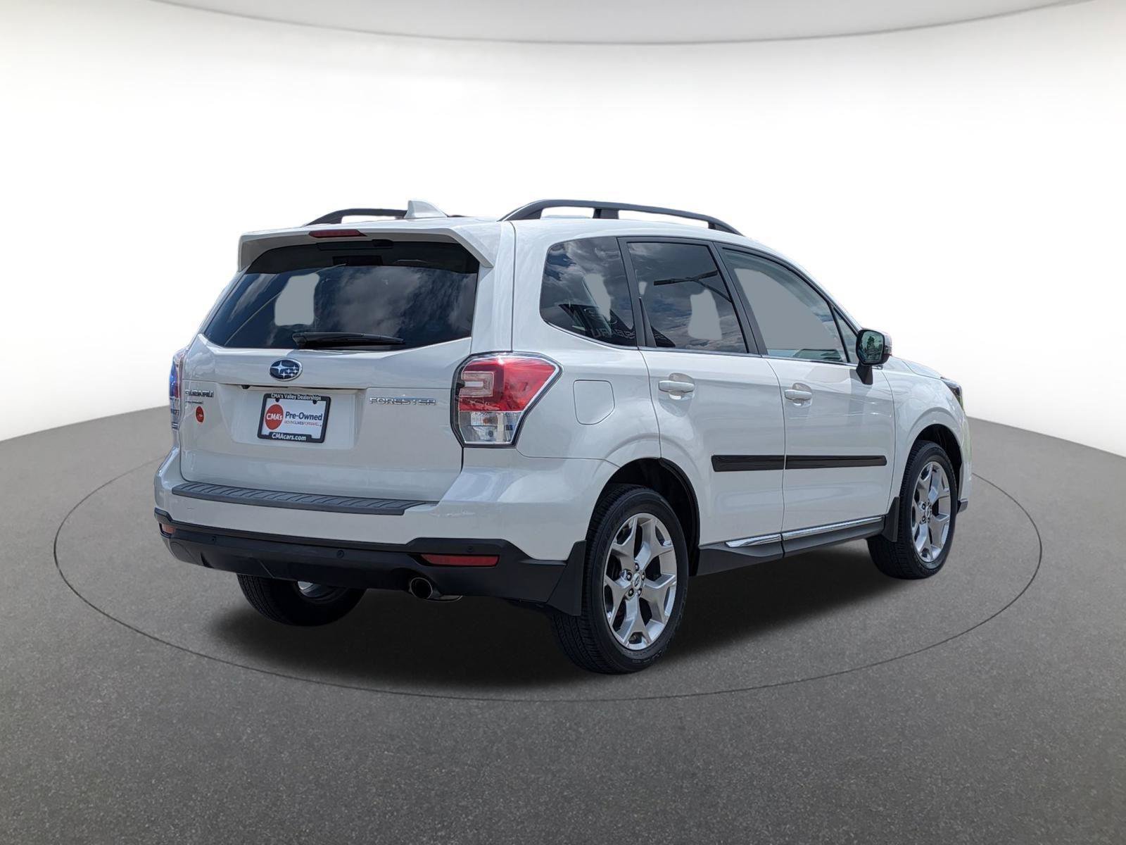 Used 2018 Subaru Forester 2.5i Touring AWD/4WD image 7