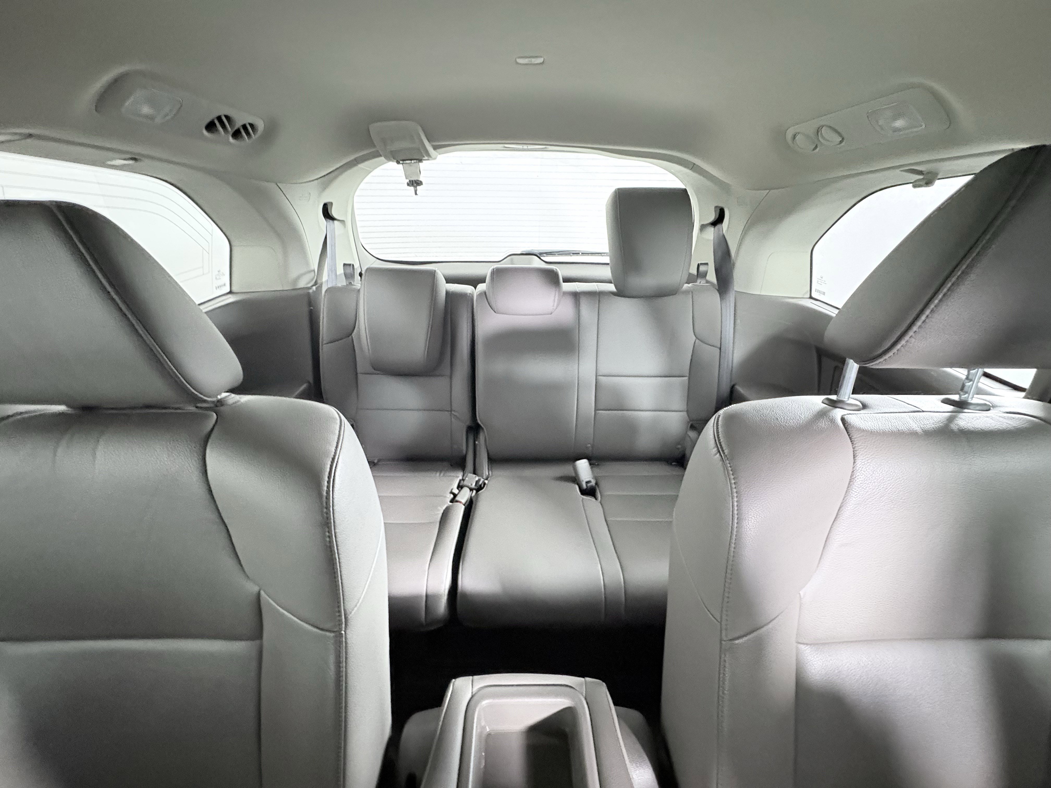 Used 2015 Honda Odyssey EX-L image 27