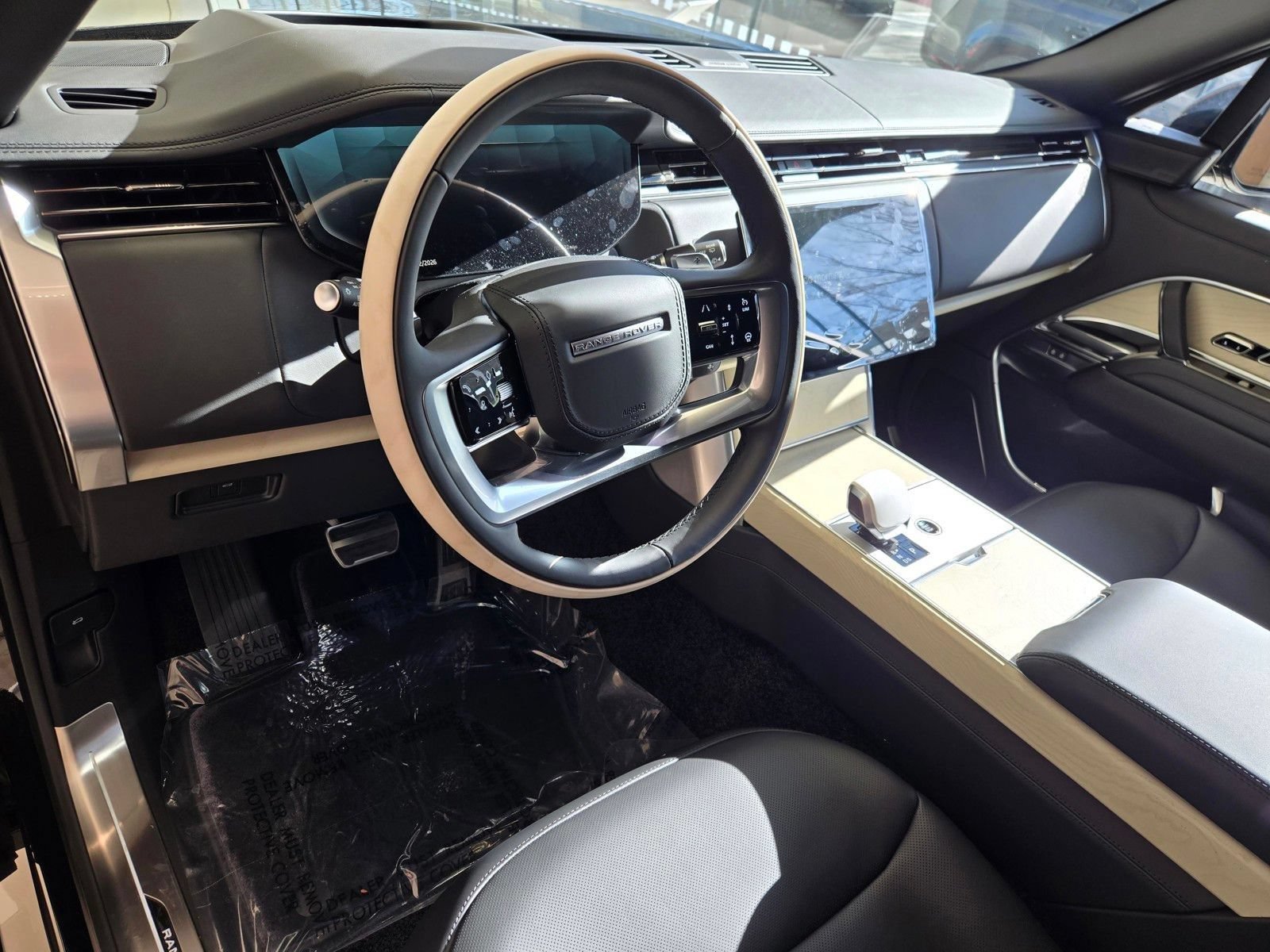 New 2026 Land Rover Range Rover SV AWD/4WD image 12