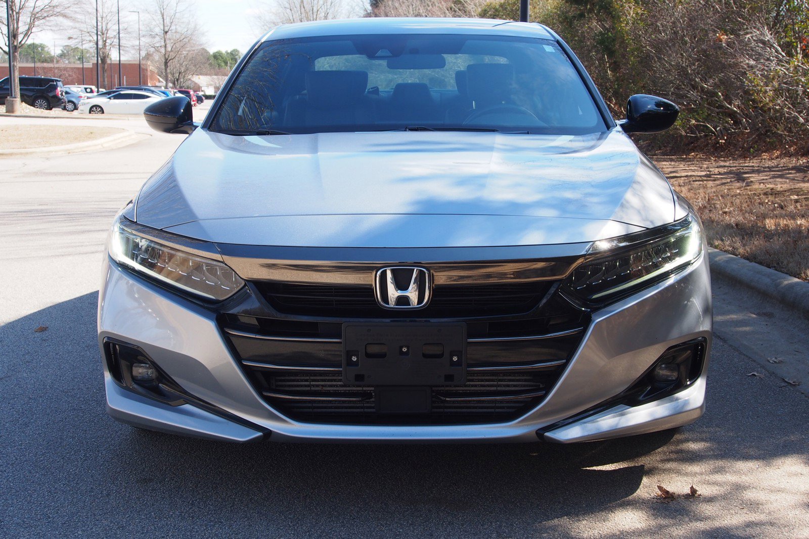 Used 2022 Honda Accord Sport image 2