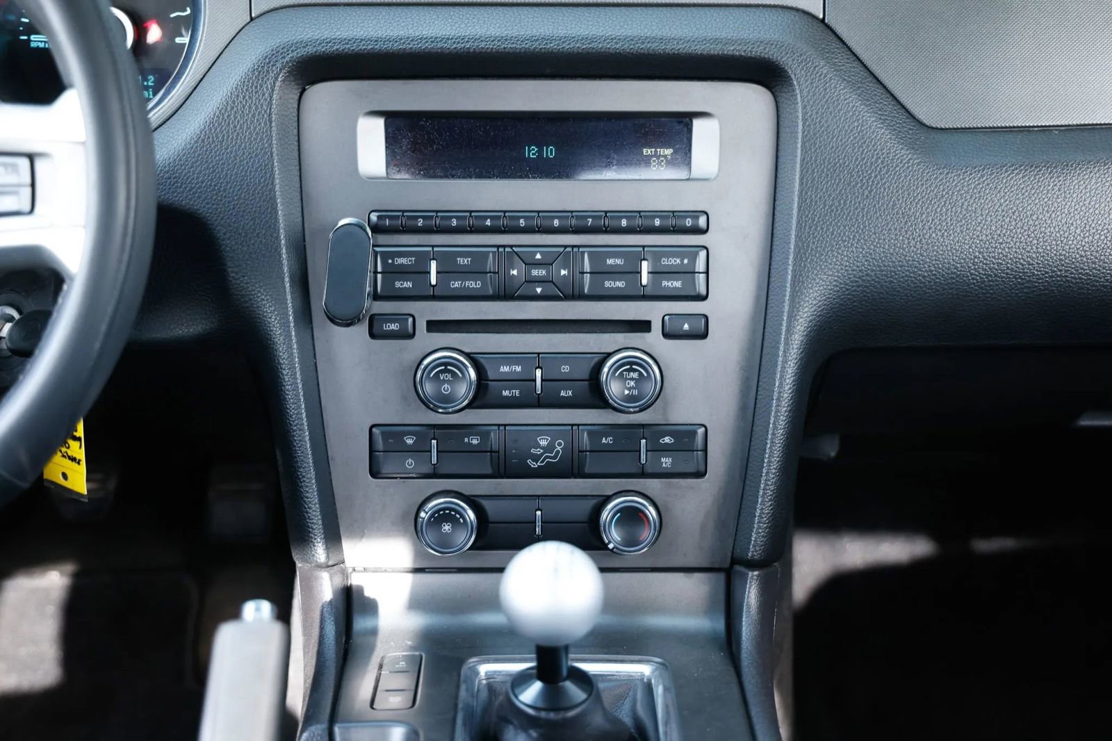 Used 2014 Ford Mustang GT image 34