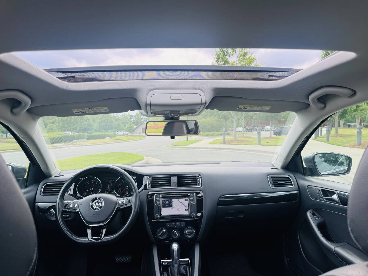 Used 2016 Volkswagen Jetta SEL w/ Lighting Package FWD image 12