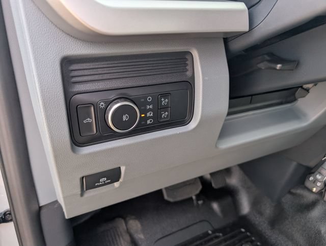 New 2026 Ford F550 4x4 Regular Cab Super Duty image 19