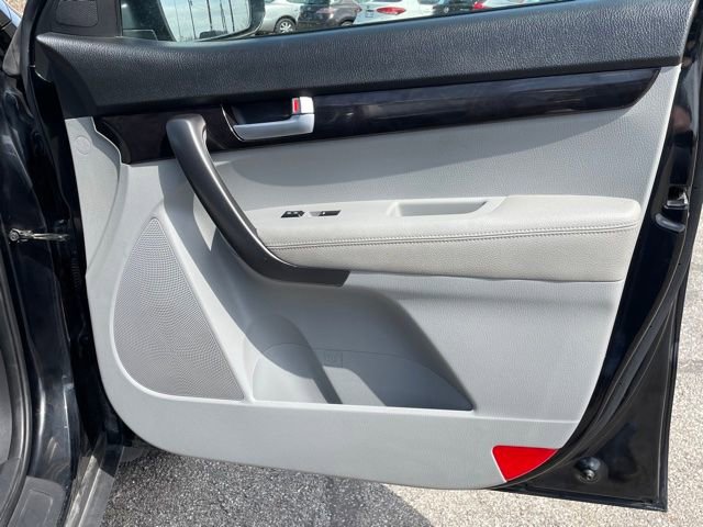 Used 2014 Kia Sorento LX image 13