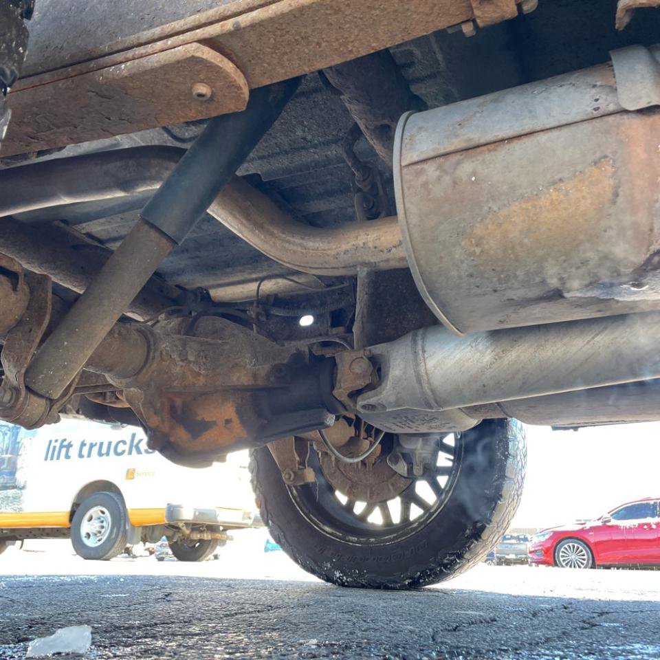 Used 2002 Chevrolet Silverado 1500 LT w/ Off-Road Chassis Pkg AWD/4WD image 21