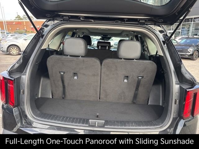 Certified 2026 Kia Sorento S w/ S Panoramic Sunroof Package image 11