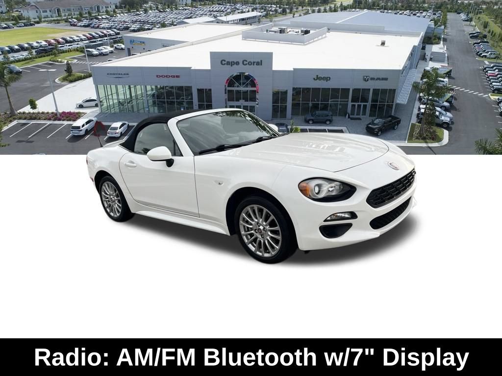Used 2018 FIAT 124 Spider Classica w/ Technology Group RWD image 5
