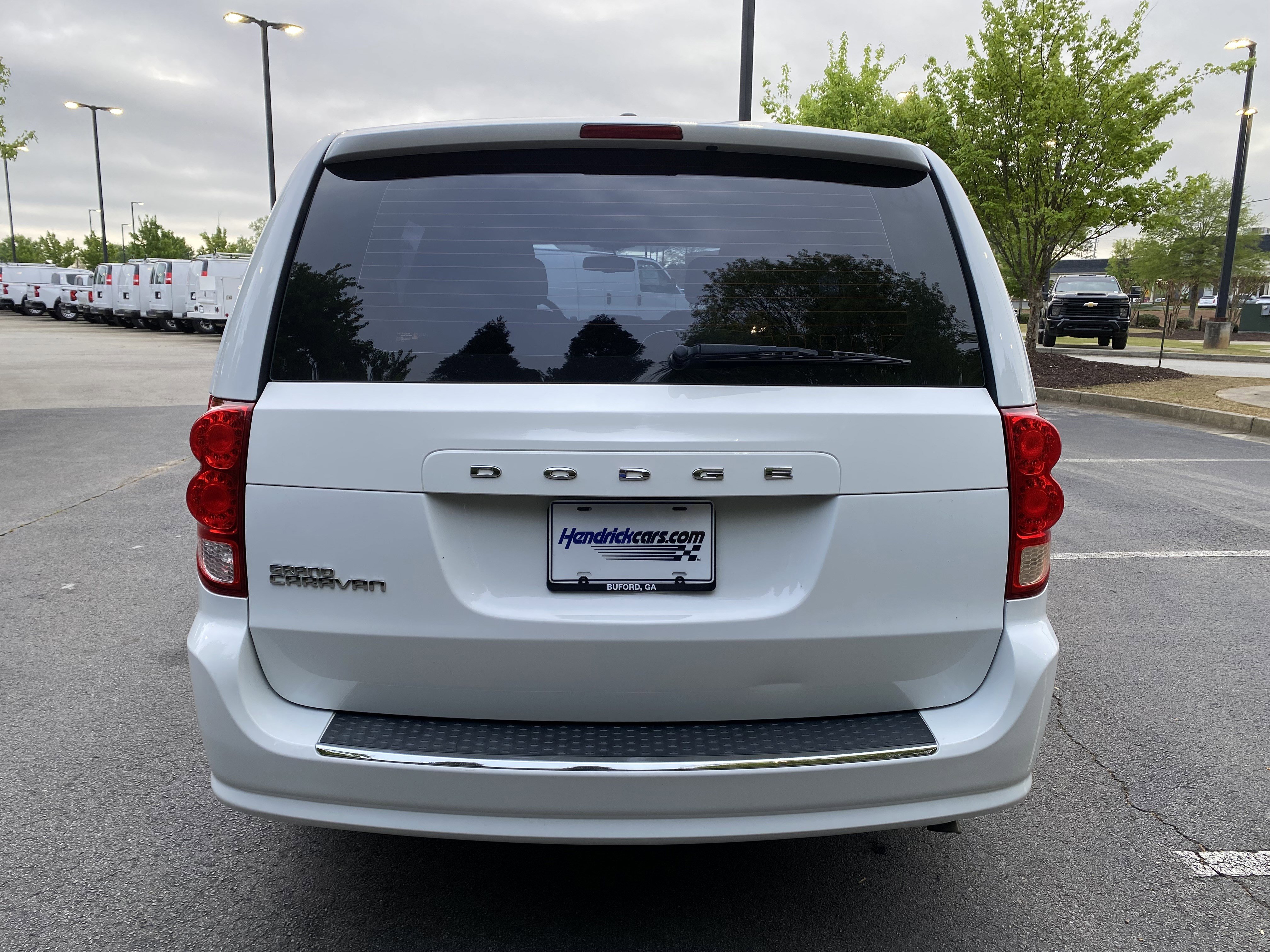 Used 2016 Dodge Grand Caravan American Value Package w/ UConnect Hands-Free Group image 8