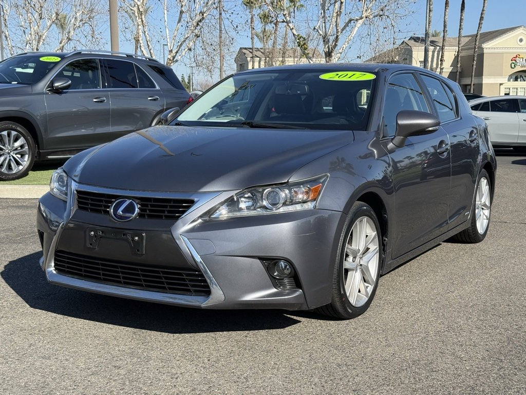 Used 2017 Lexus CT 200h image 10