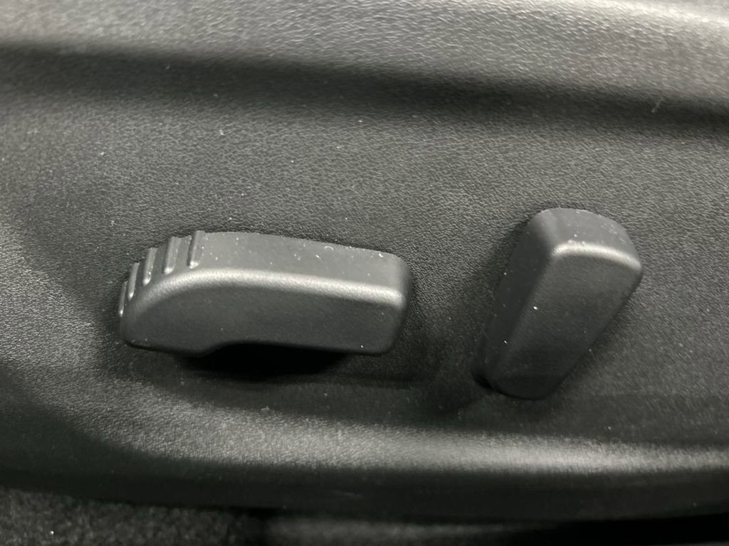 Used 2023 Nissan Altima 2.5 SV image 12