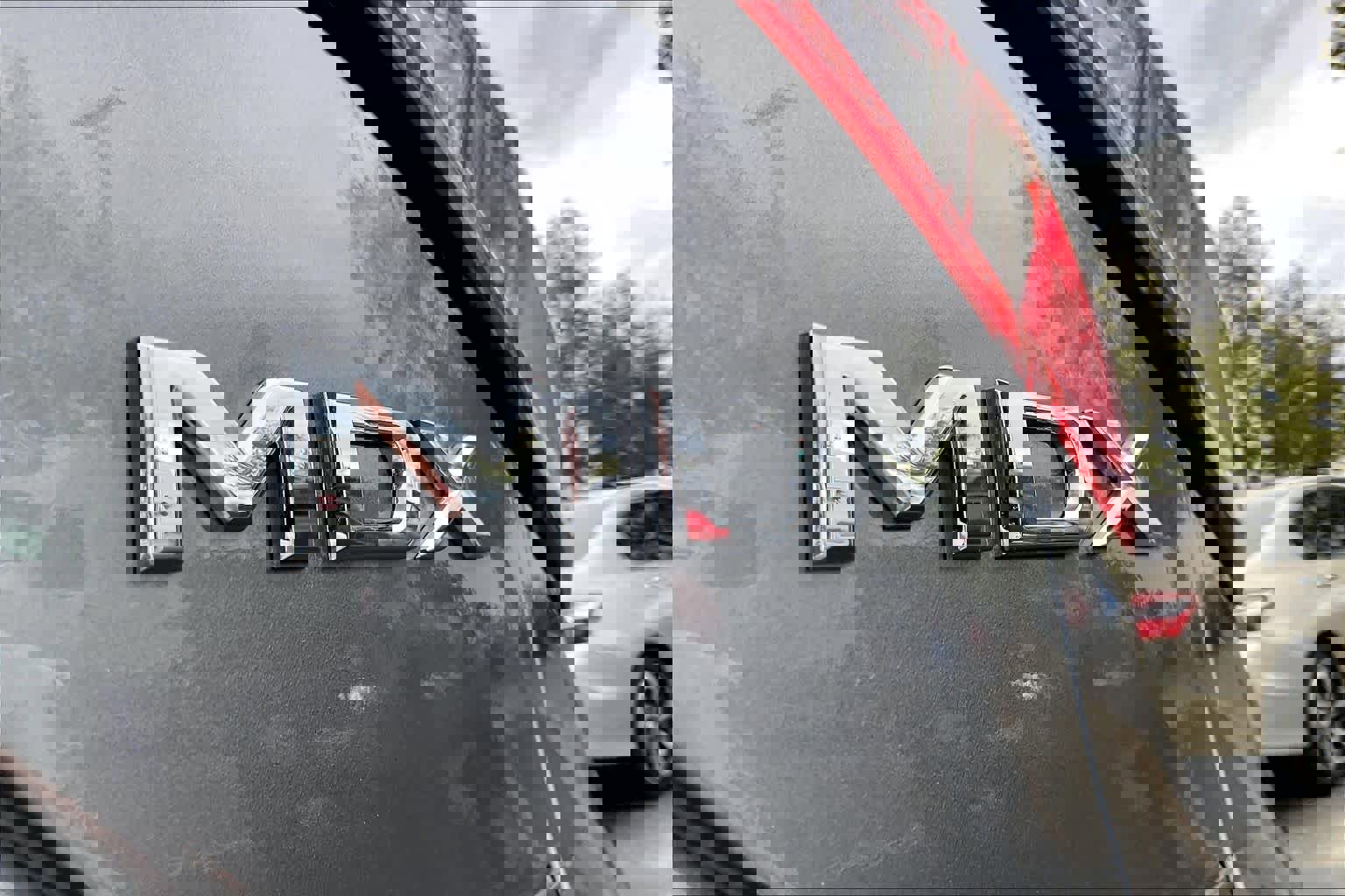 Used 2024 Acura MDX SH-AWD w/ Technology Package image 11