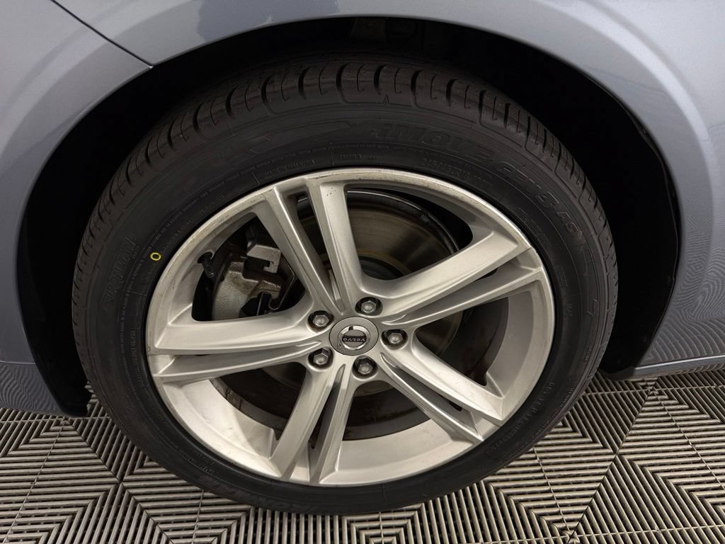 Used 2018 Volvo S90 T5 Momentum w/ Convenience Package AWD/4WD image 11
