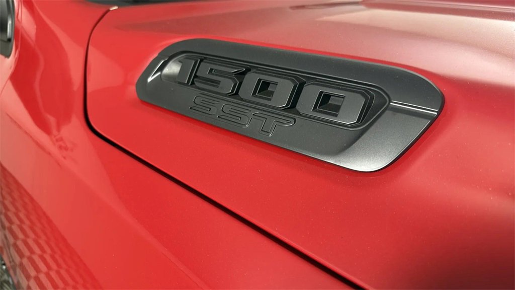 Used 2025 RAM 1500 Big Horn image 35