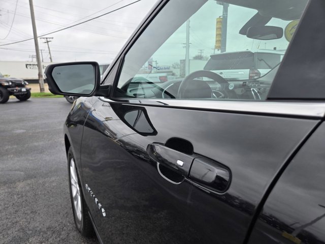 Used 2019 Chevrolet Equinox LT image 35