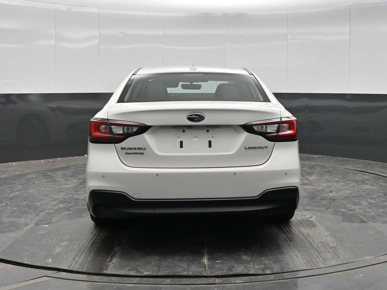 Used 2023 Subaru Legacy Limited image 6