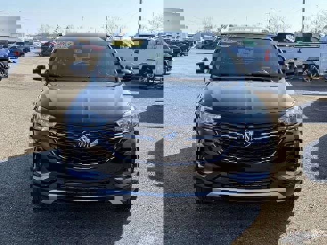Used 2023 Buick Encore GX Select image 3