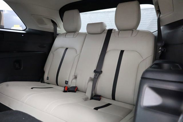 Used 2024 MAZDA CX-90 Plug-In Hybrid w/ Premium Pkg image 24