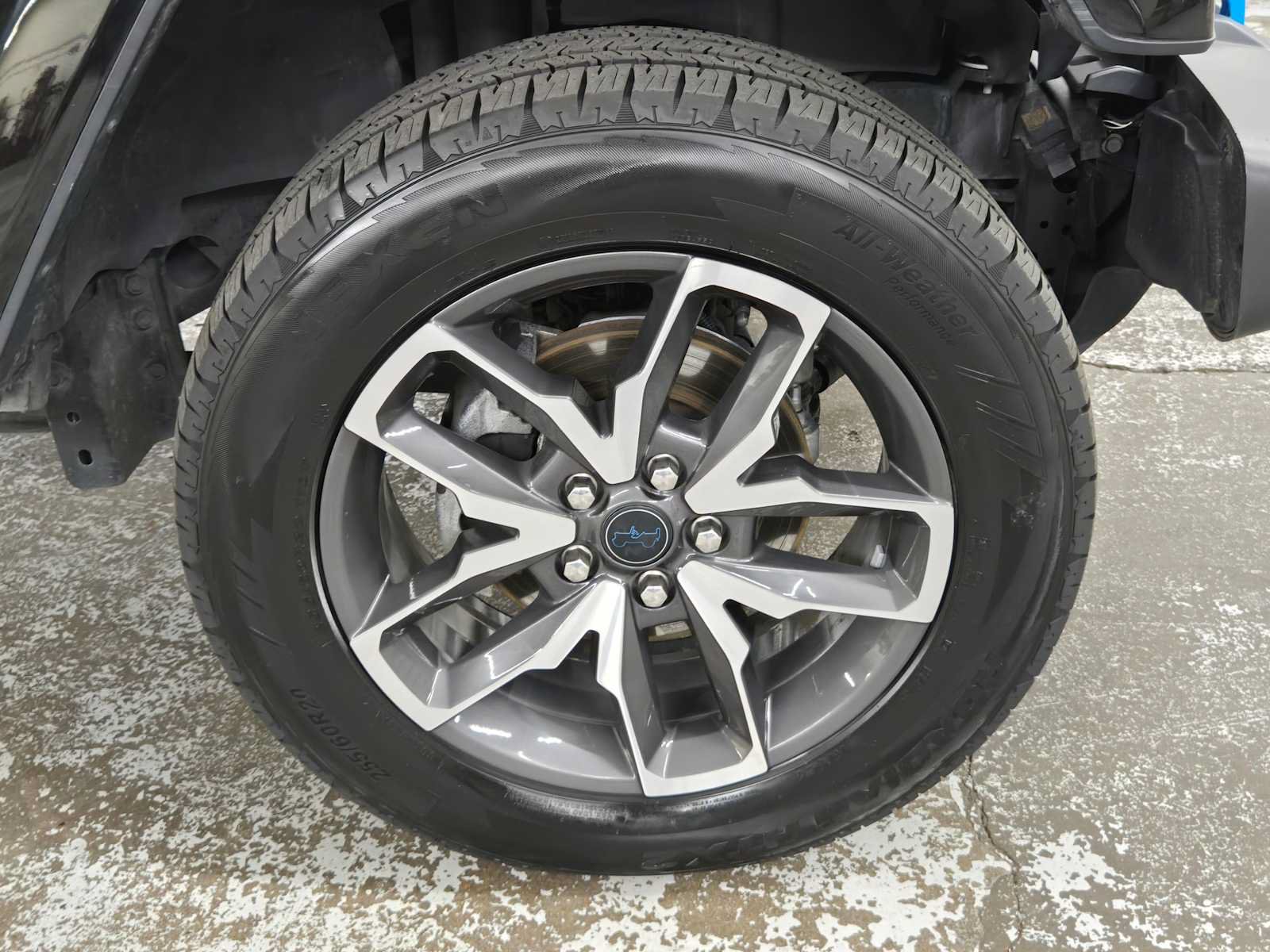 Used 2024 Jeep Wrangler Unlimited AWD/4WD image 9