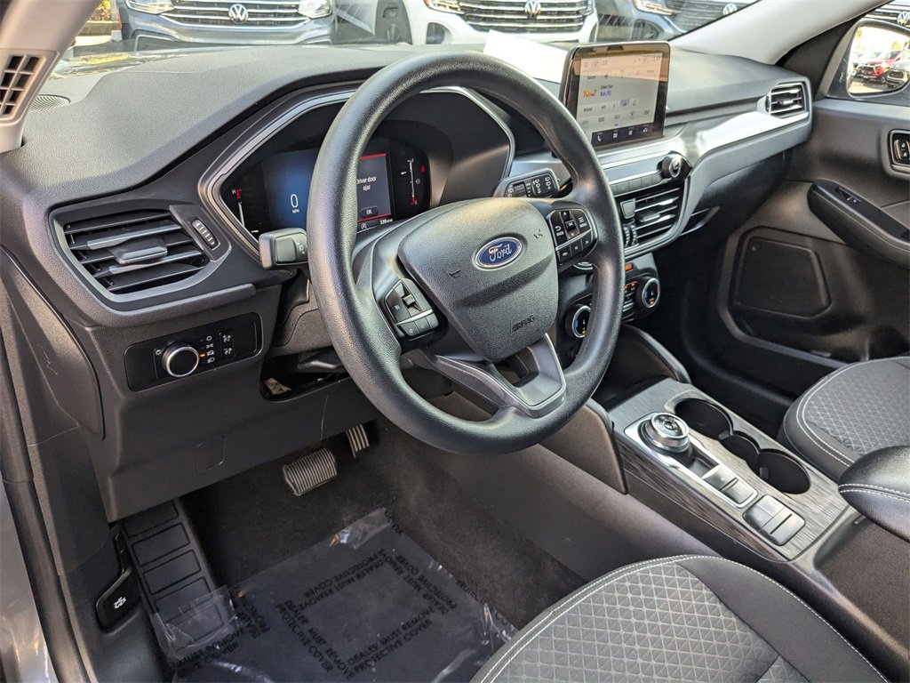 Used 2025 Ford Escape Active image 13