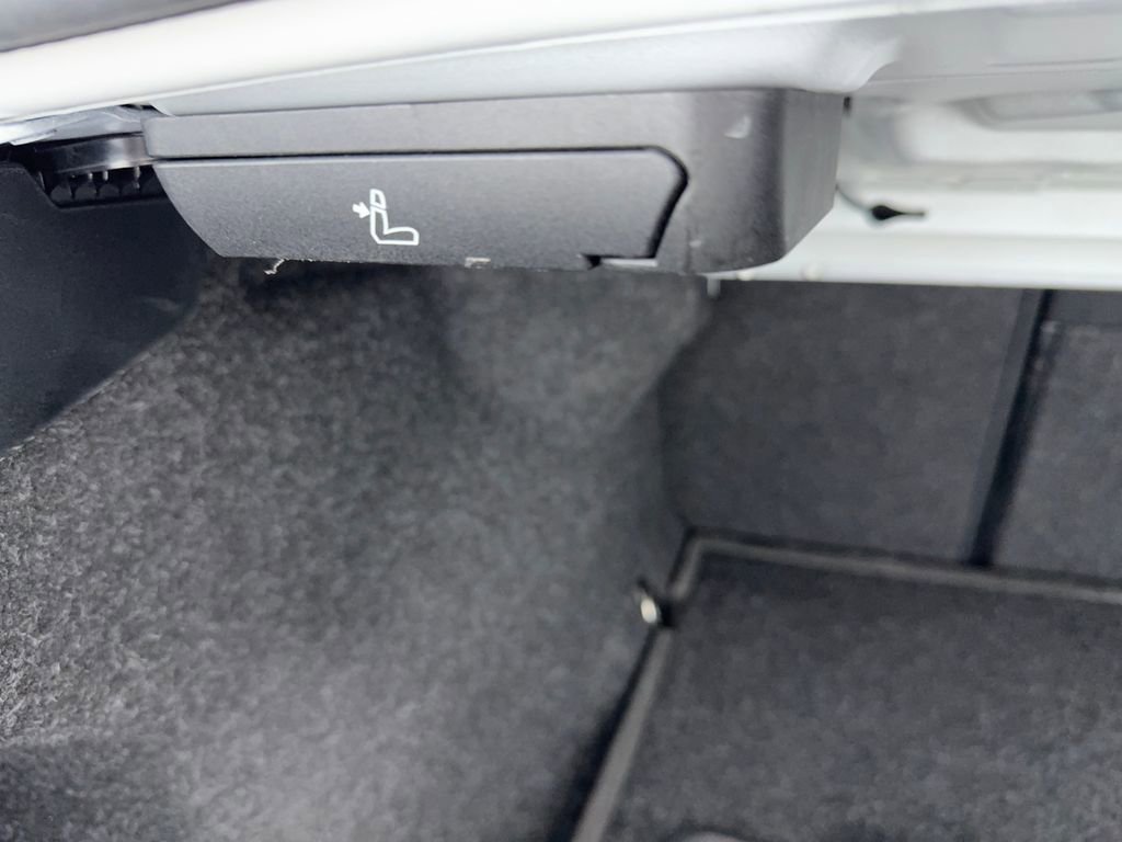 Used 2024 BMW 530i image 18