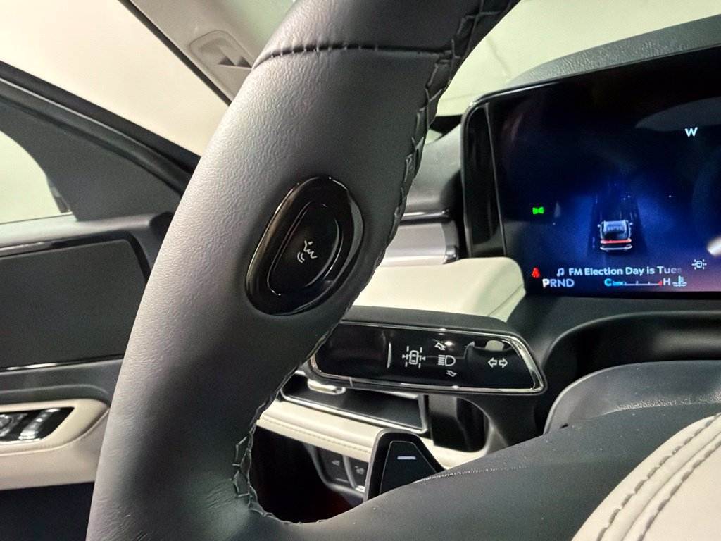 New 2027 Lincoln Aviator AWD image 19