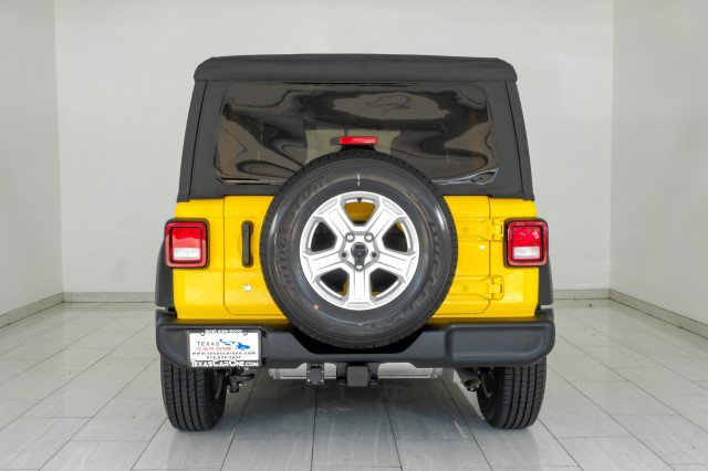 Used 2018 Jeep Wrangler Unlimited Sport S AWD/4WD image 7