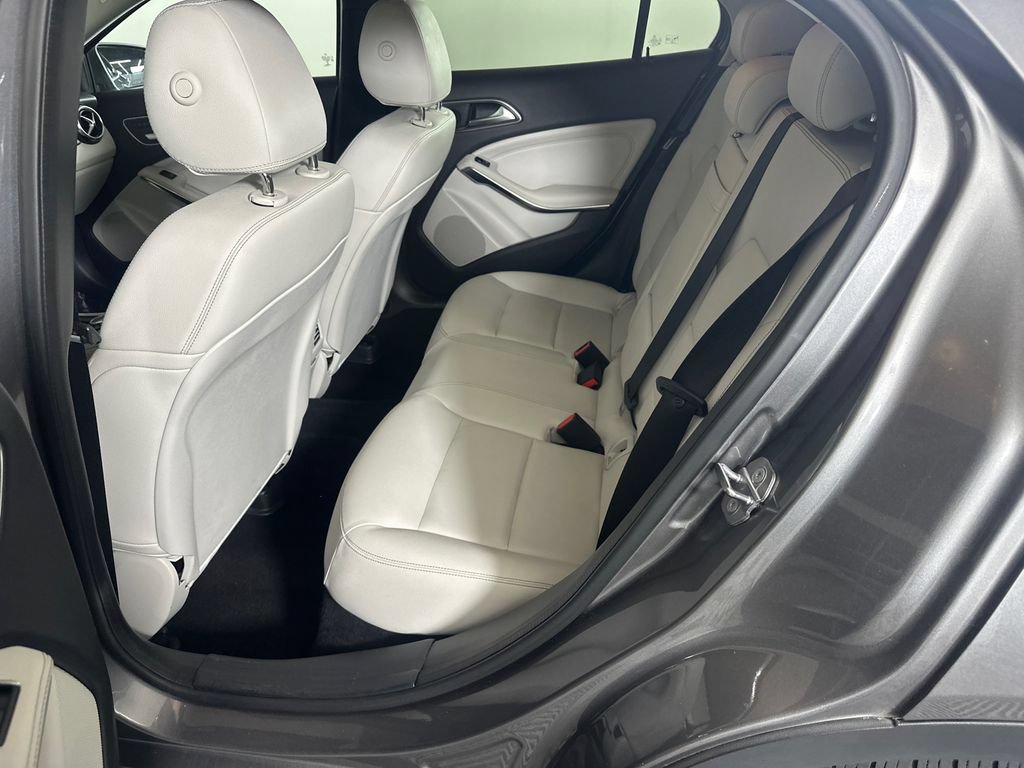 Certified 2020 Mercedes-Benz GLA 250 4MATIC image 21
