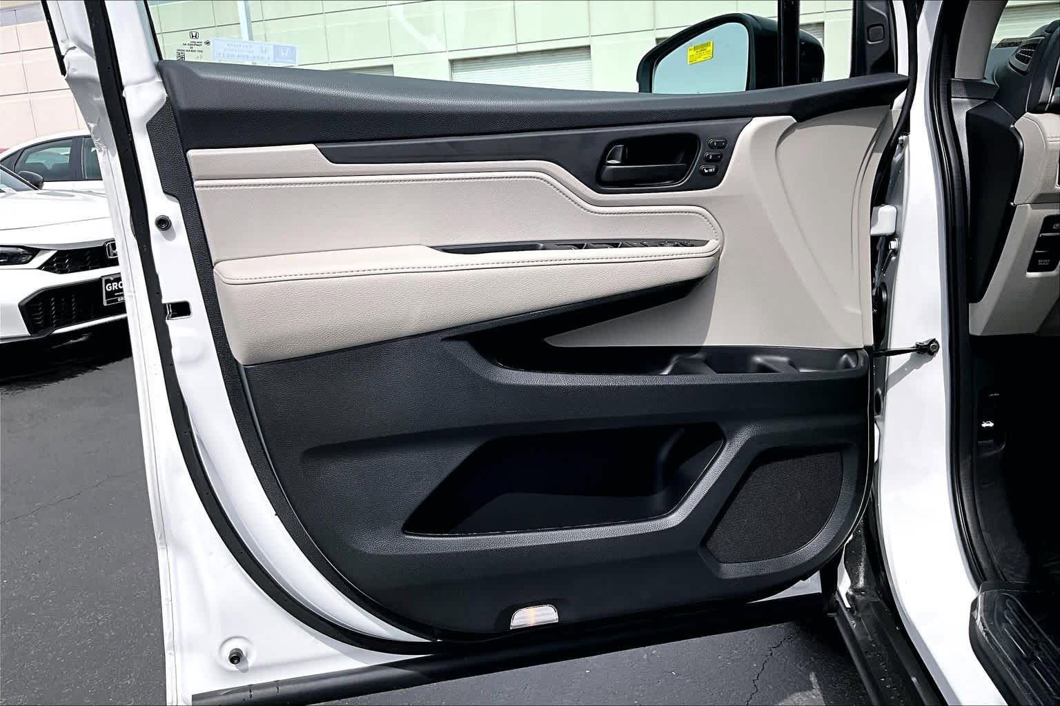 New 2026 Honda Odyssey EX-L image 10